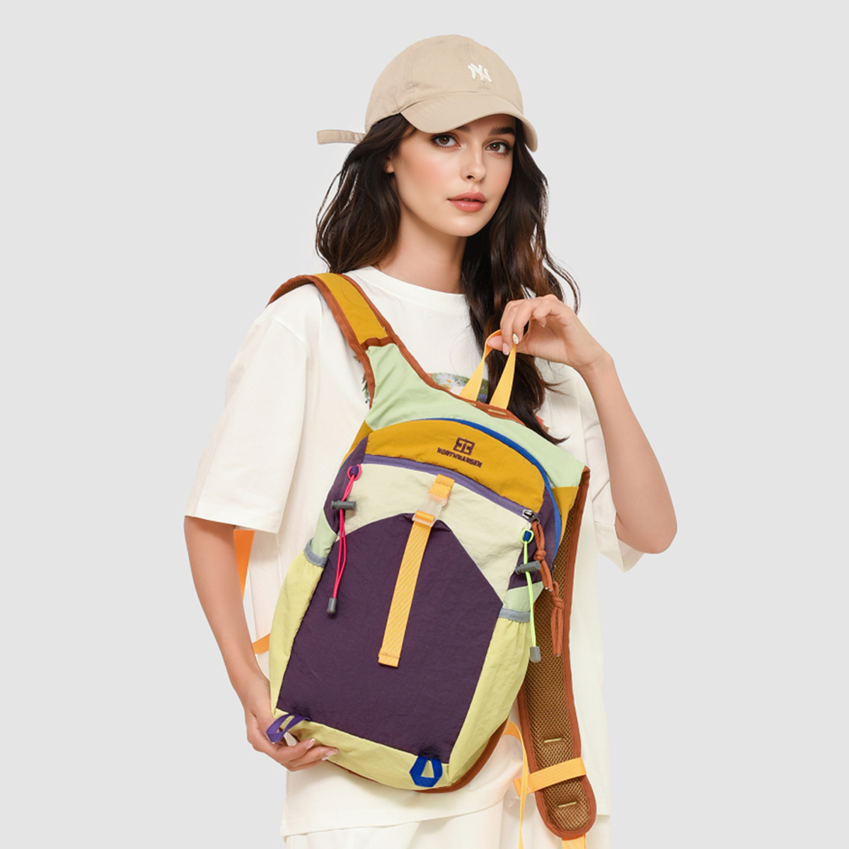 Outdoor hiking backpack, light - Sports Equipment Air China review and price